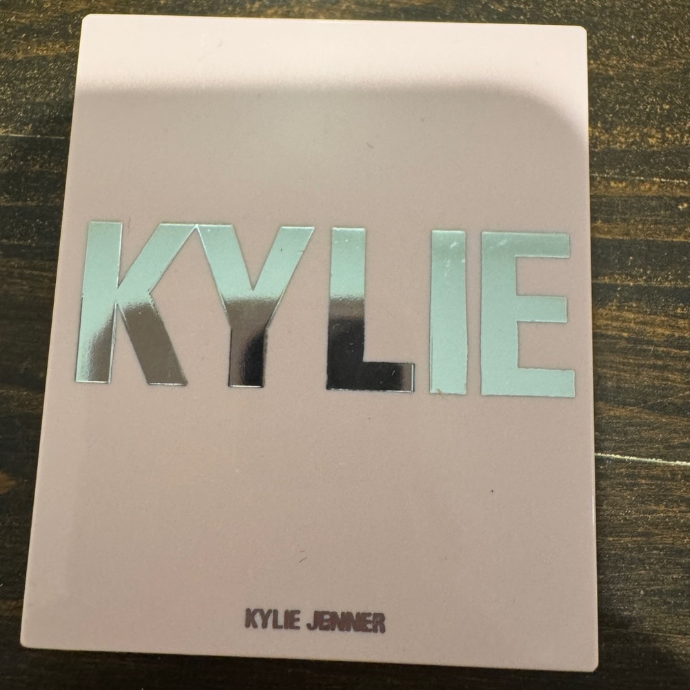 Never Used - Kylie Cosmetics Blush - Close To Perfect